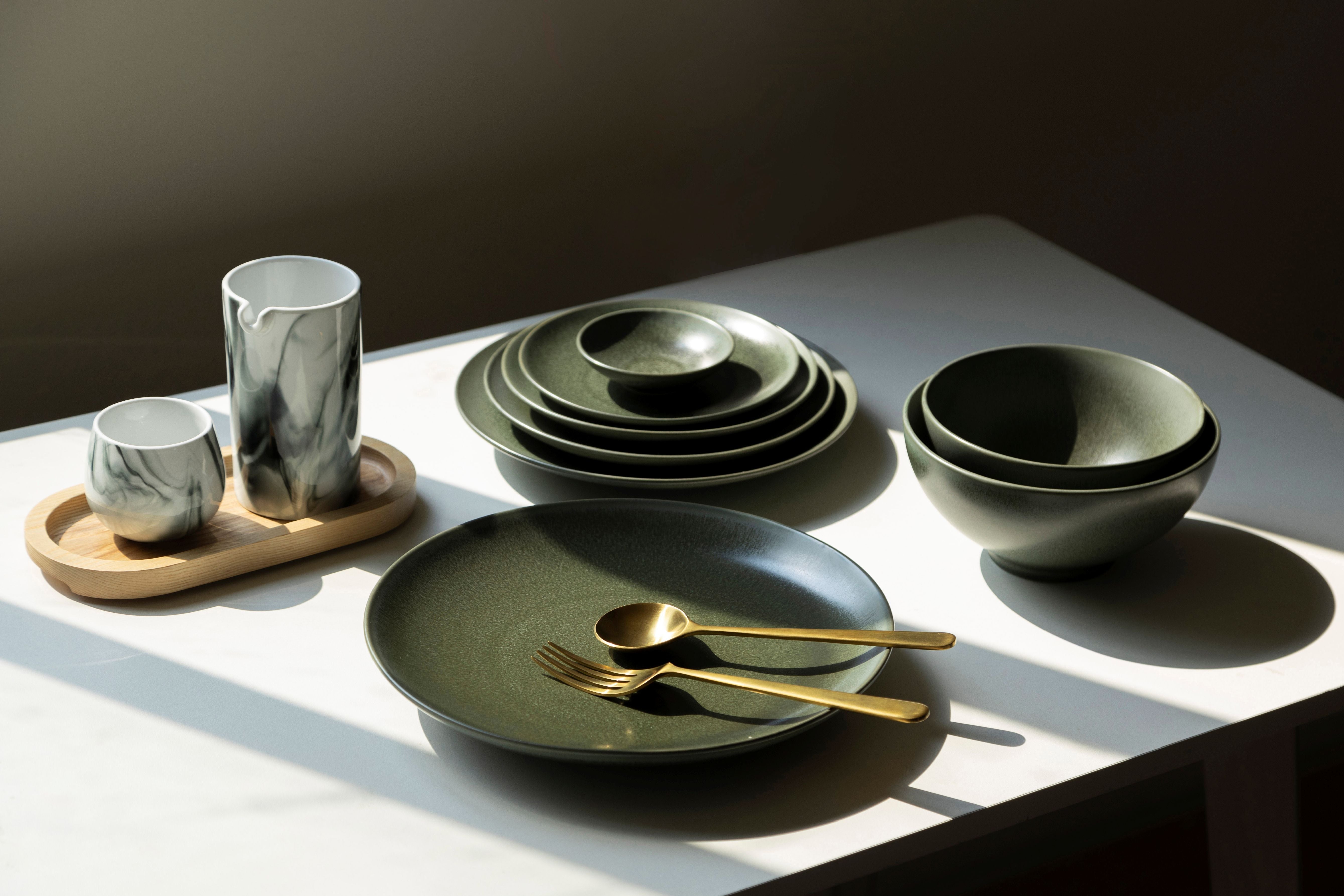 Studio Matte Dark Green