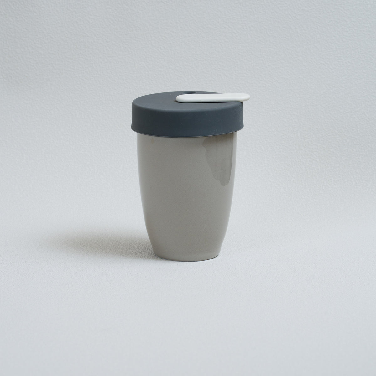 #colour_Taupe