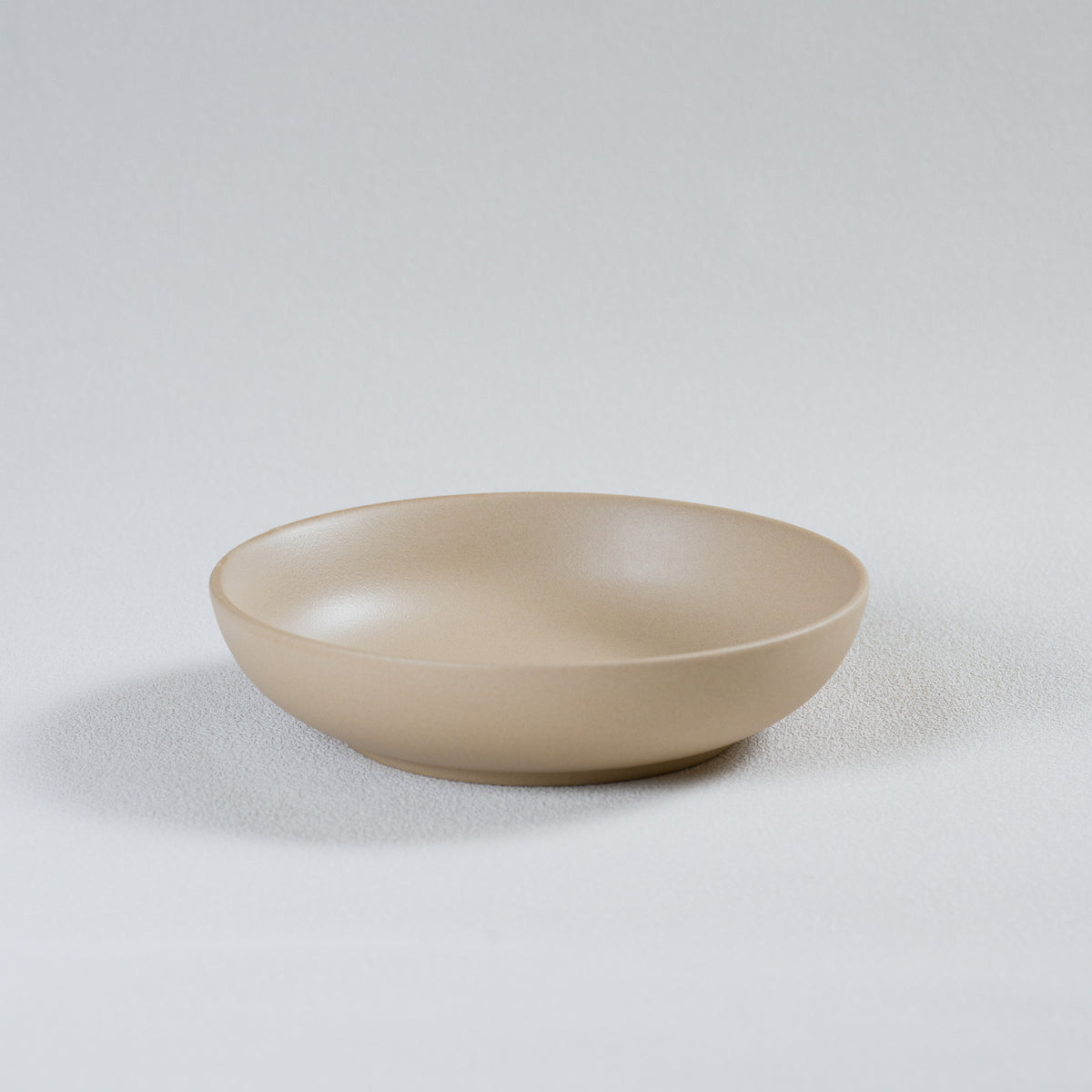 Loveramics, D068-108BMS, Er-go!, Dining, Soup Plate (S), Matte Sand, Dishwasher Safe, Microwave Safe, Freezer Safe, Oven Safe, Stackable