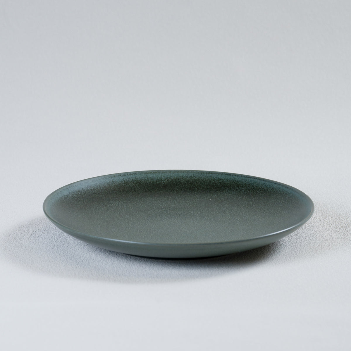 Loveramics, D103-33BDG, Studio, Dining, Dinner Plate, Matte Dark Green, Dishwasher Safe, Microwave Safe, Freezer Safe, Oven Safe, Stackable