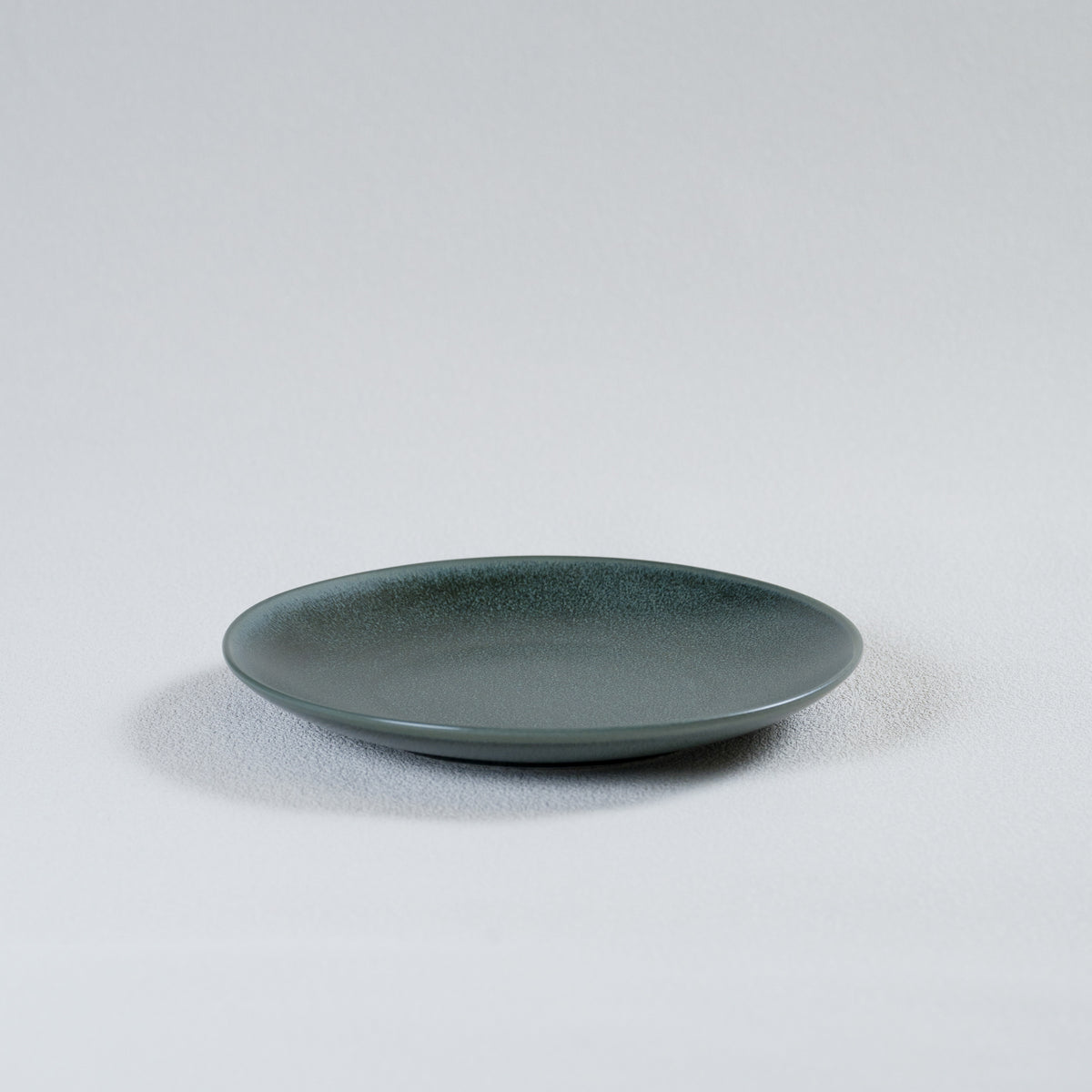 Loveramics, D103-35BDG, Studio, Dining, Salad Plate, Matte Dark Green, Dishwasher Safe, Microwave Safe, Freezer Safe, Oven Safe, Stackable